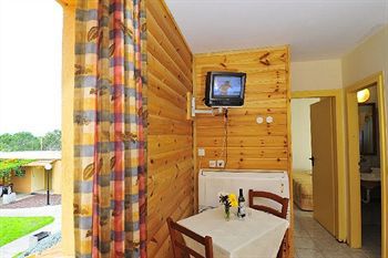 Gonen Holiday Village - Lodge Exterior photo